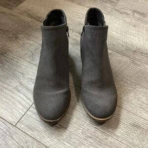 Kensie Gerona Ankle Booties Size 6.5